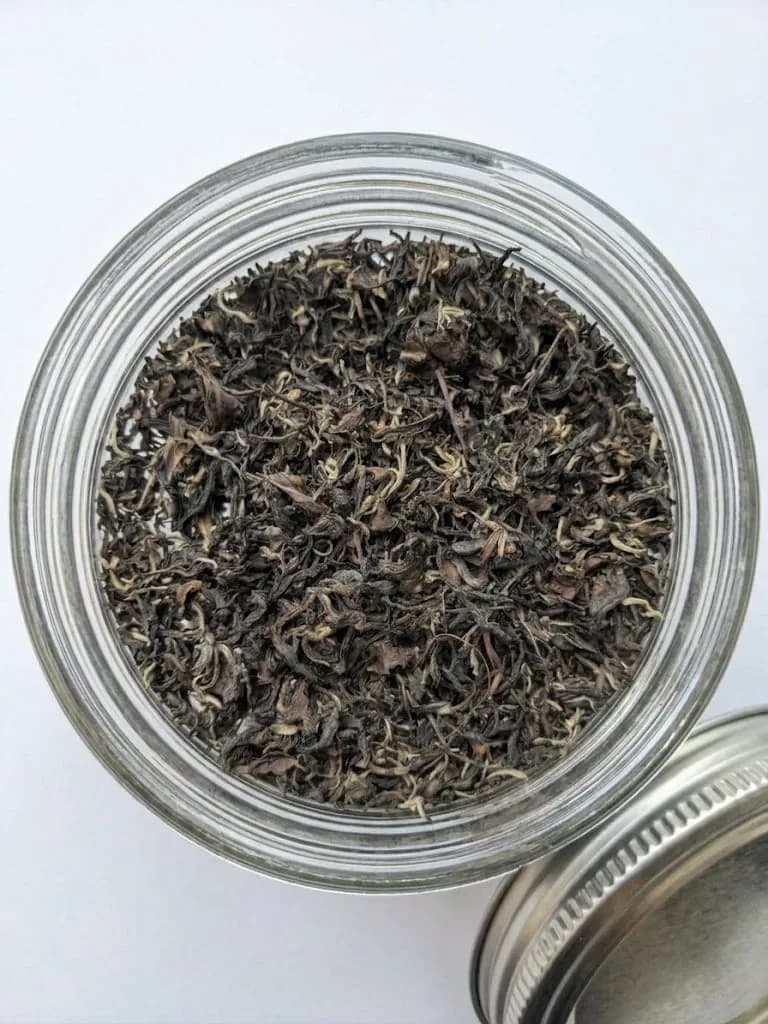 Oolong Tea closeup 1